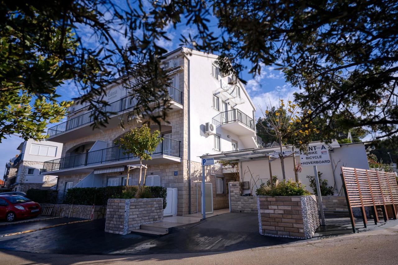 Kalina Deluxe Apartments Jelsa  Extérieur photo