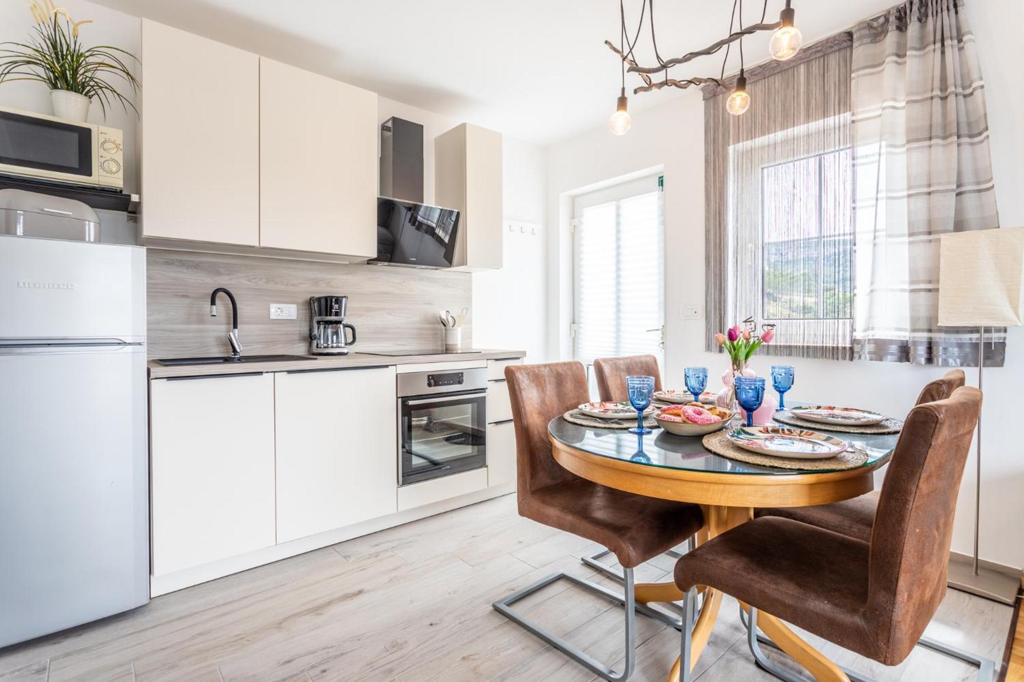 Kalina Deluxe Apartments Jelsa  Extérieur photo