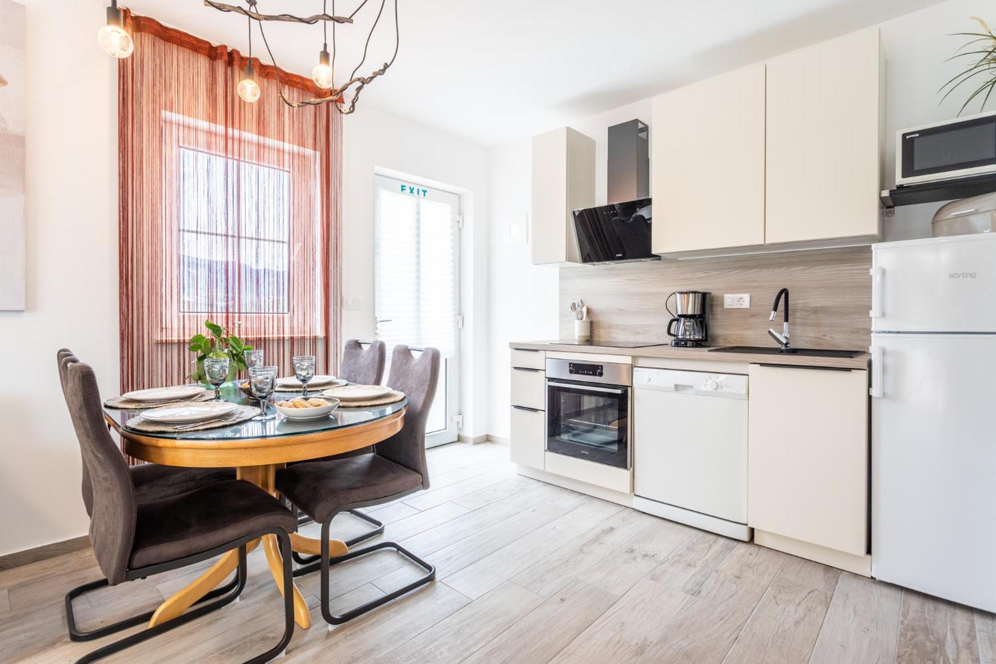Kalina Deluxe Apartments Jelsa  Extérieur photo