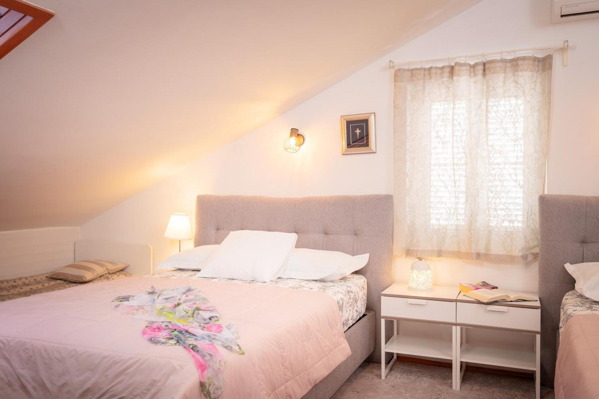 Kalina Deluxe Apartments Jelsa  Extérieur photo