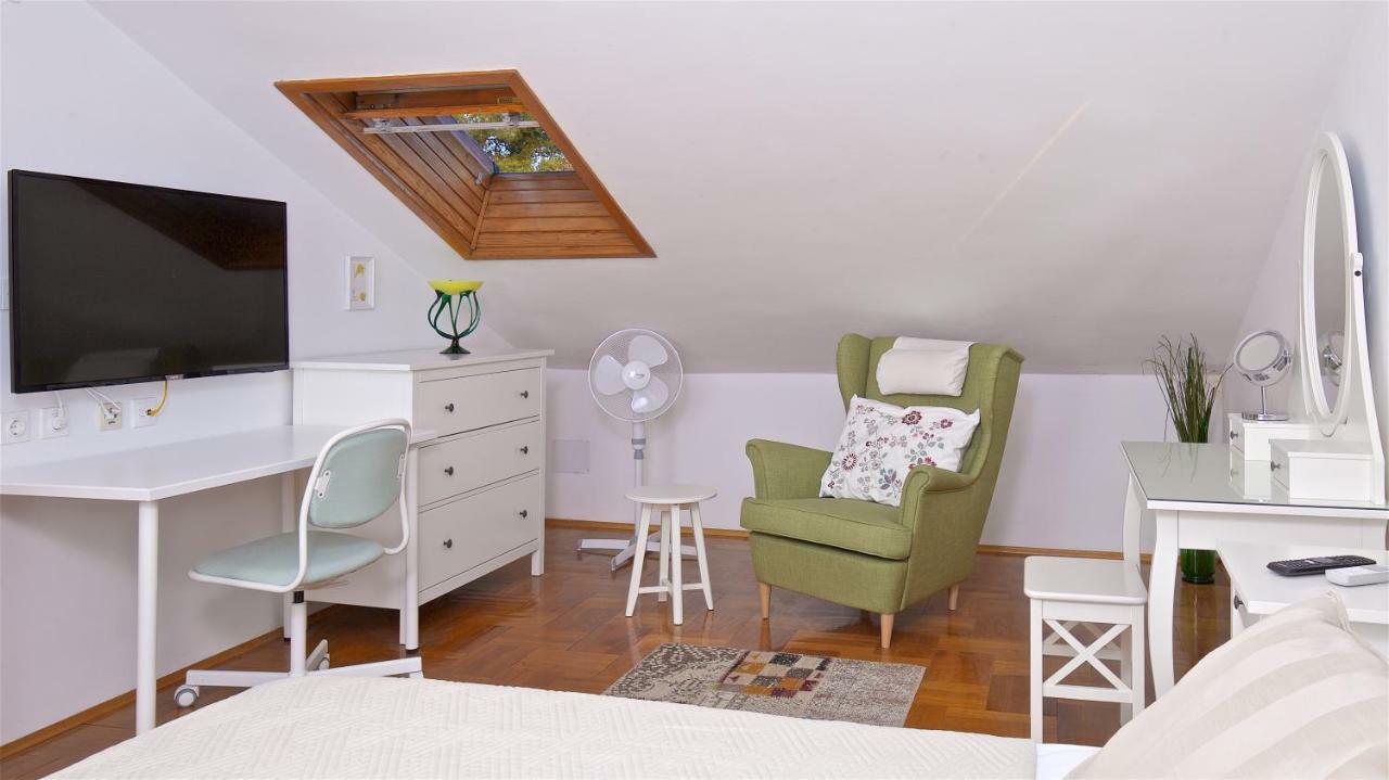 Kalina Deluxe Apartments Jelsa  Extérieur photo